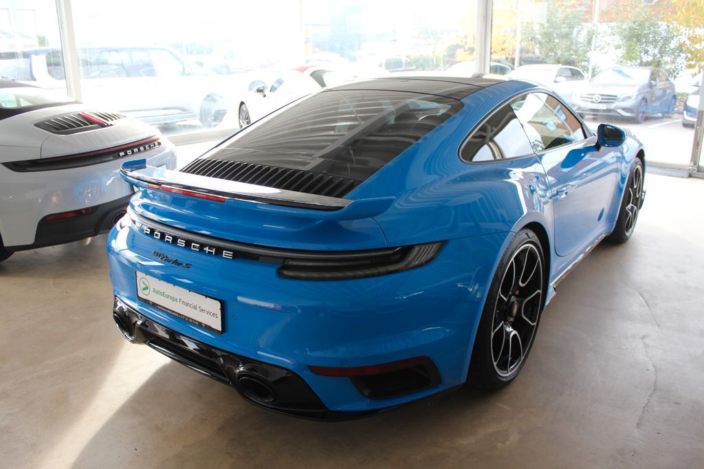 Porsche 992 2023