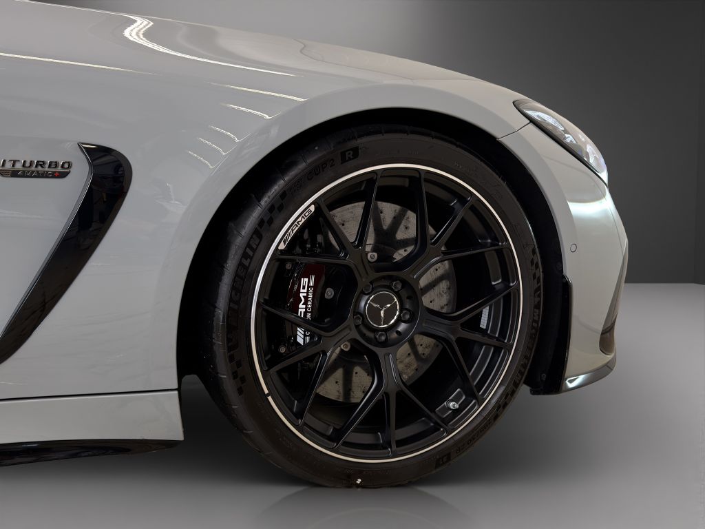 Mercedes-Benz AMG GT 2025