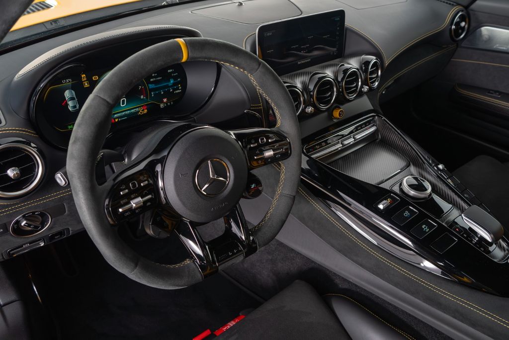Mercedes-Benz AMG GT R 2020