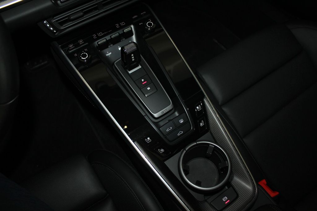 Porsche 992 2023