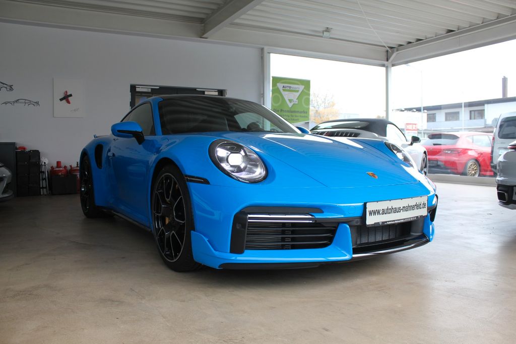 Porsche 992 2023