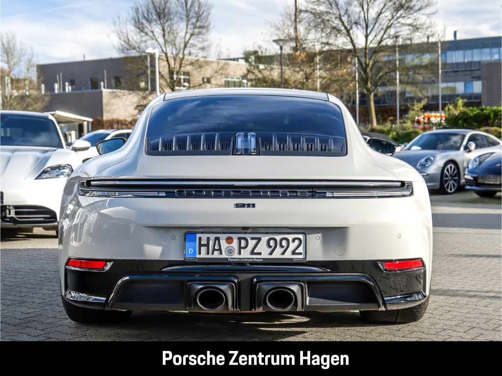 Porsche 992 2025