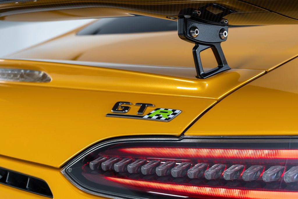 Mercedes-Benz AMG GT R 2020