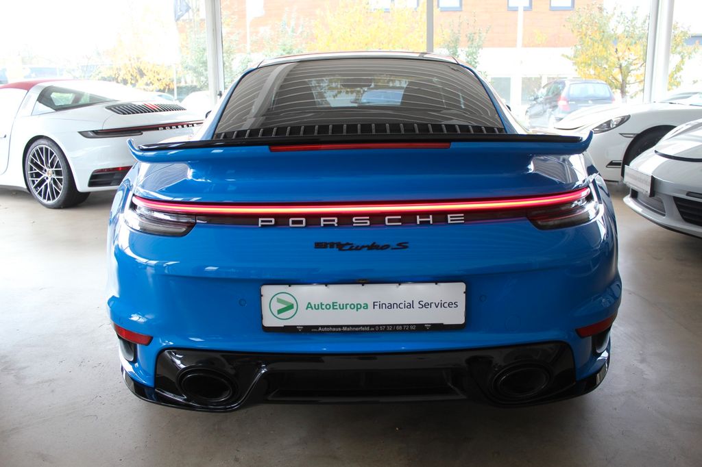 Porsche 992 2023