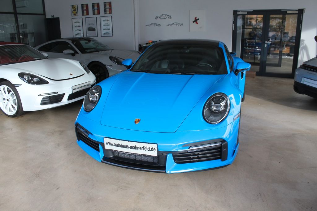 Porsche 911 2023