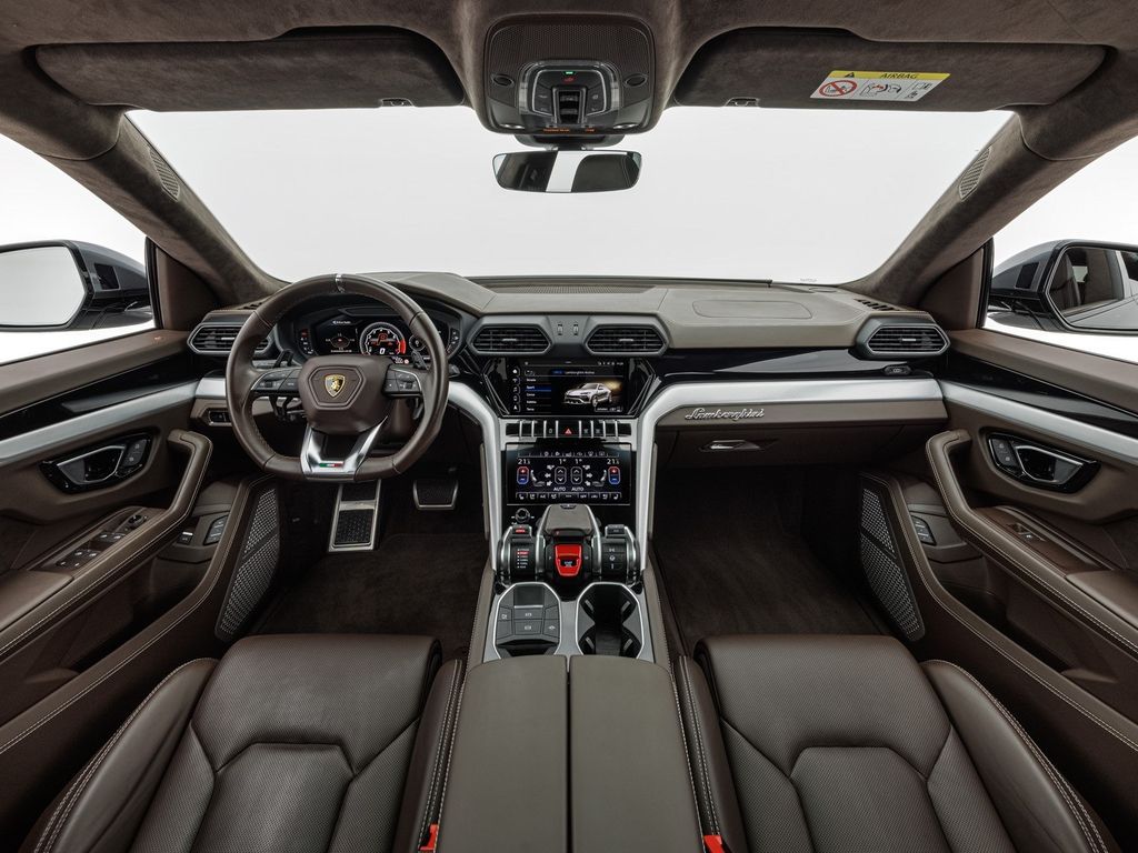 Lamborghini Urus 2020