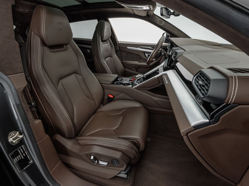 Lamborghini Urus 2020