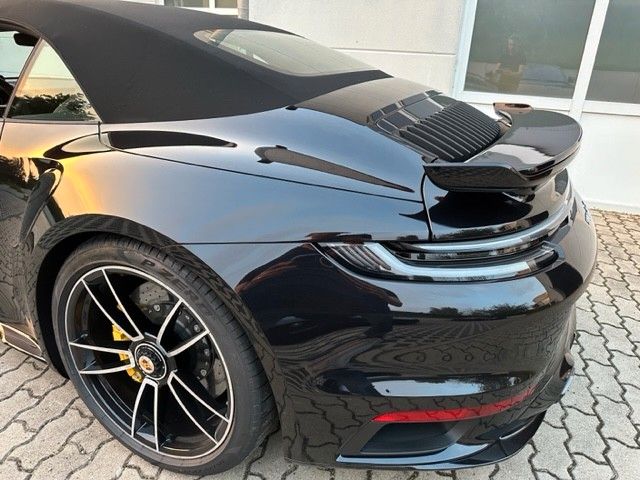 Porsche 992 2023