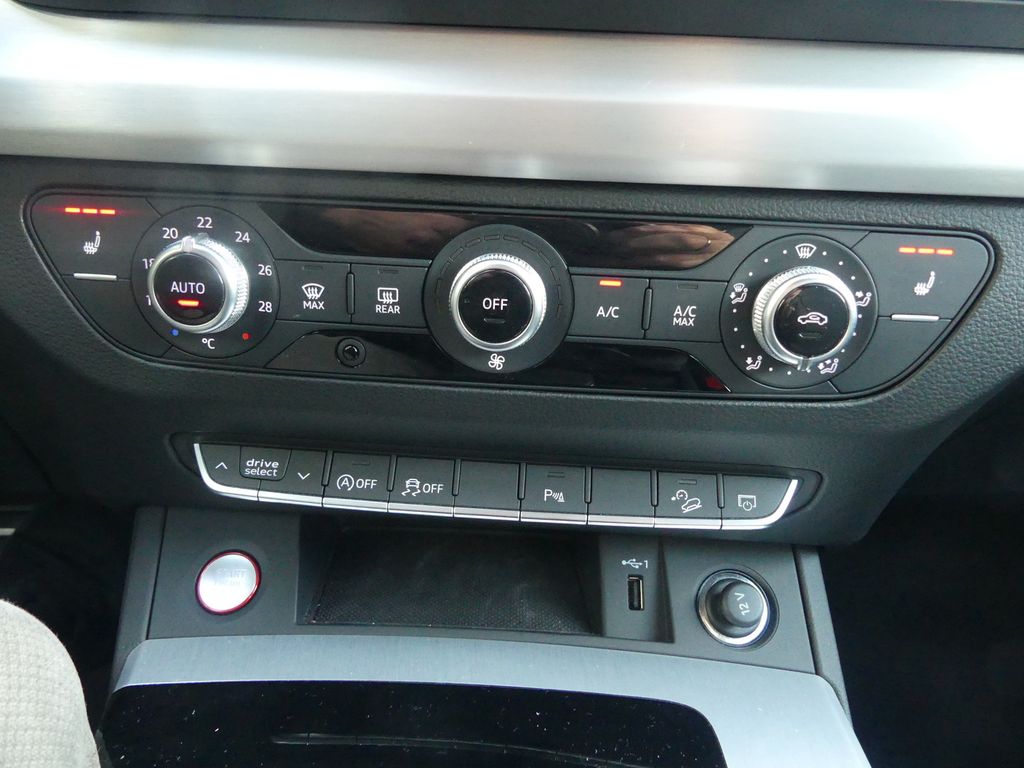 Audi SQ5 2023