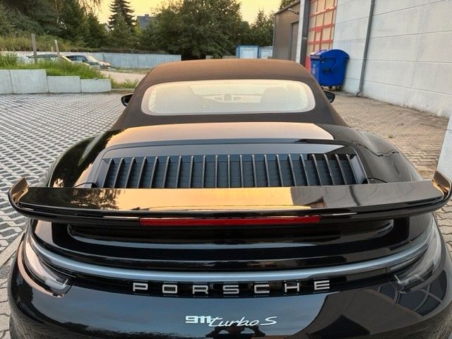 Porsche 992 2023