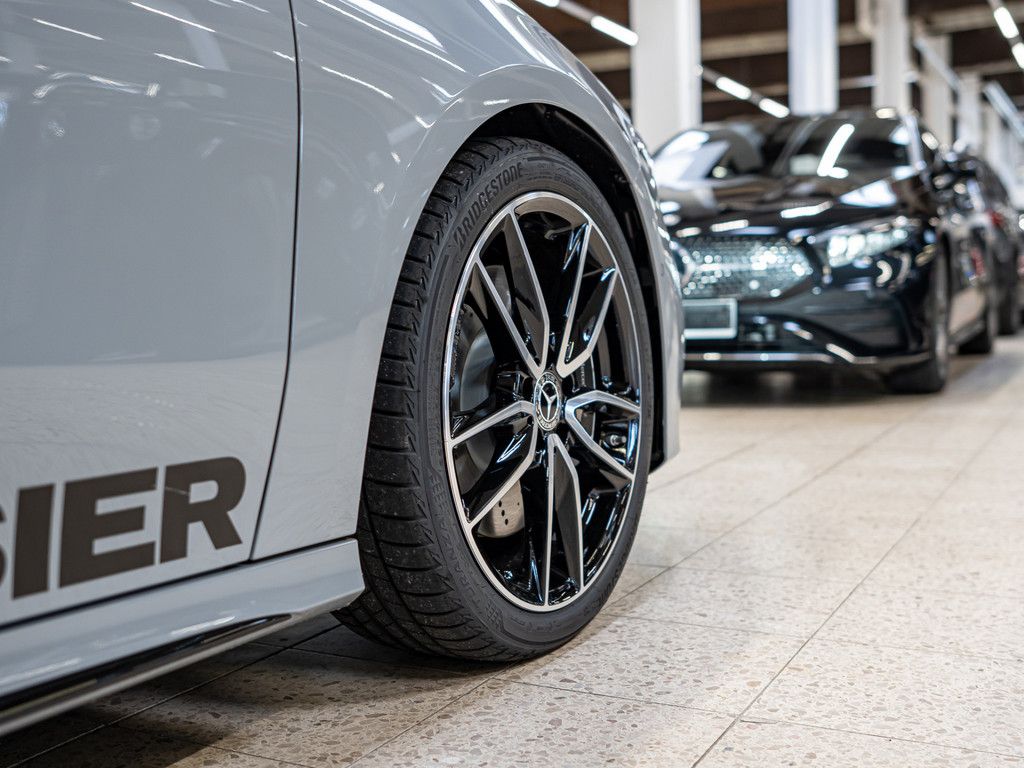 Mercedes-Benz A 250 2025