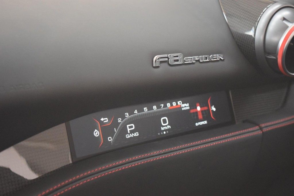 Ferrari F8 2021