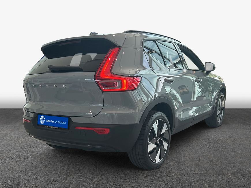 Volvo EX40 2025