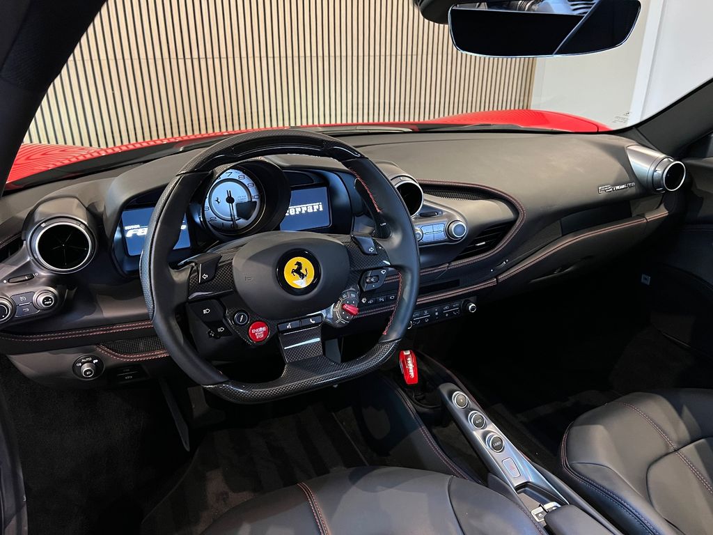 Ferrari F8 2020