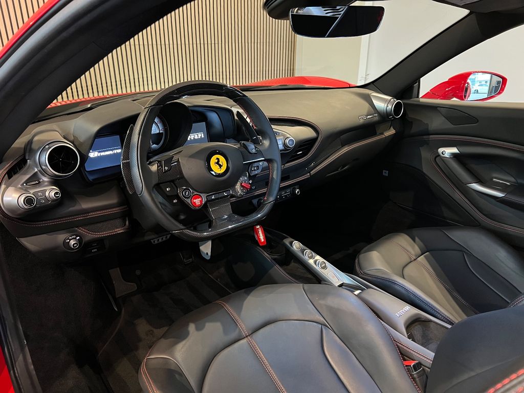 Ferrari F8 2020