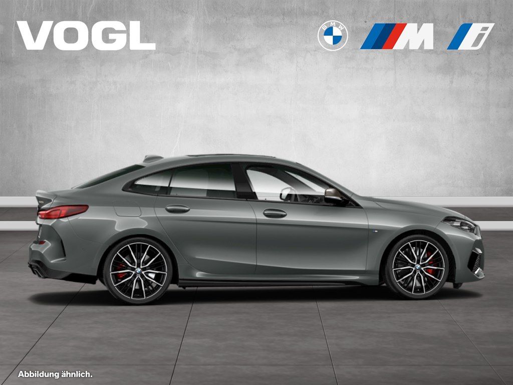 BMW M235 2025