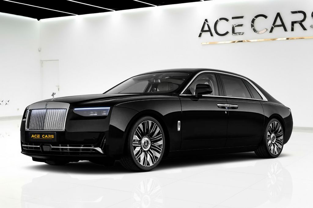 Rolls-Royce Ghost 2025