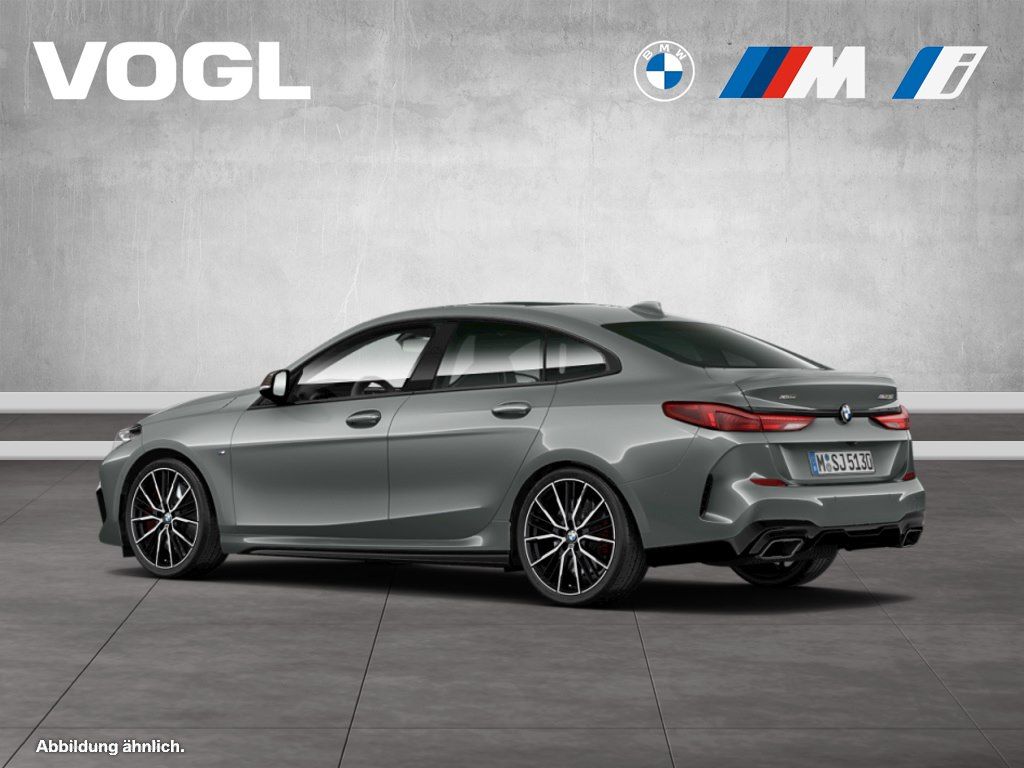 BMW M235 2025
