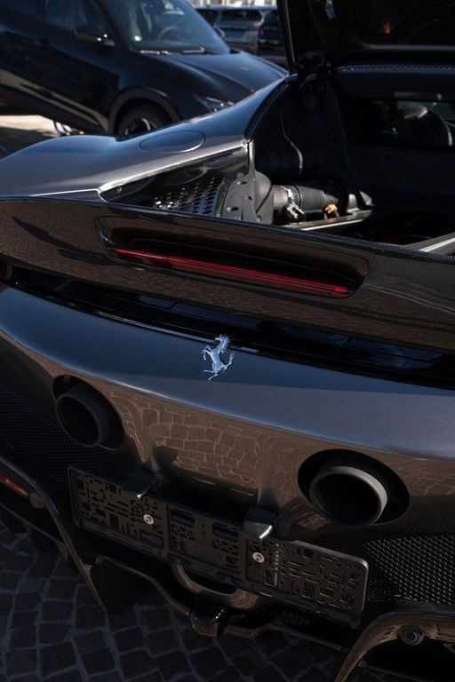 Ferrari LaFerrari 2022