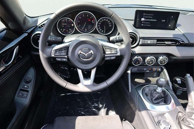Mazda MX-5 2025