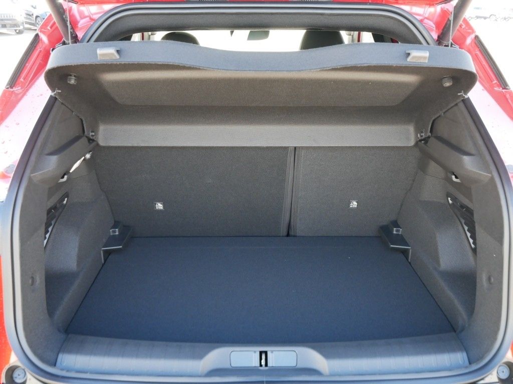 Alfa Romeo Junior 2025