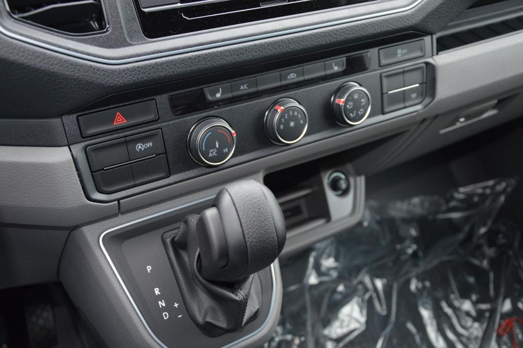 Volkswagen Crafter 2025