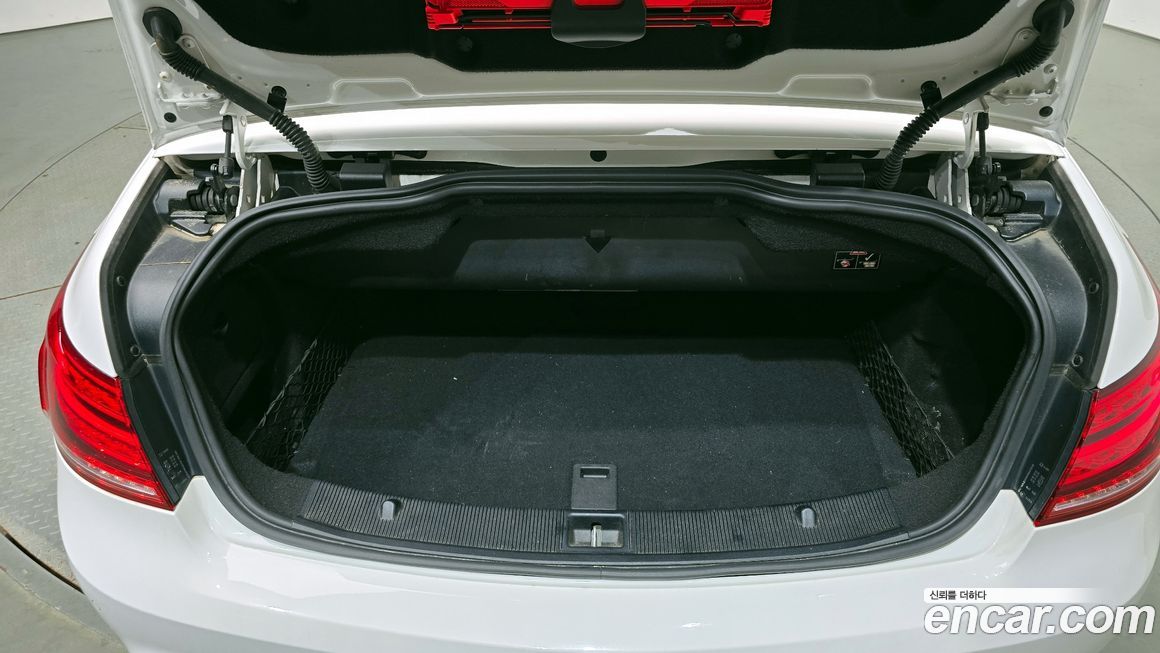 Mercedes-Benz E-Class 2014