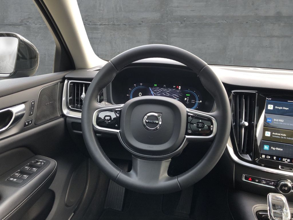 Volvo V60 2022