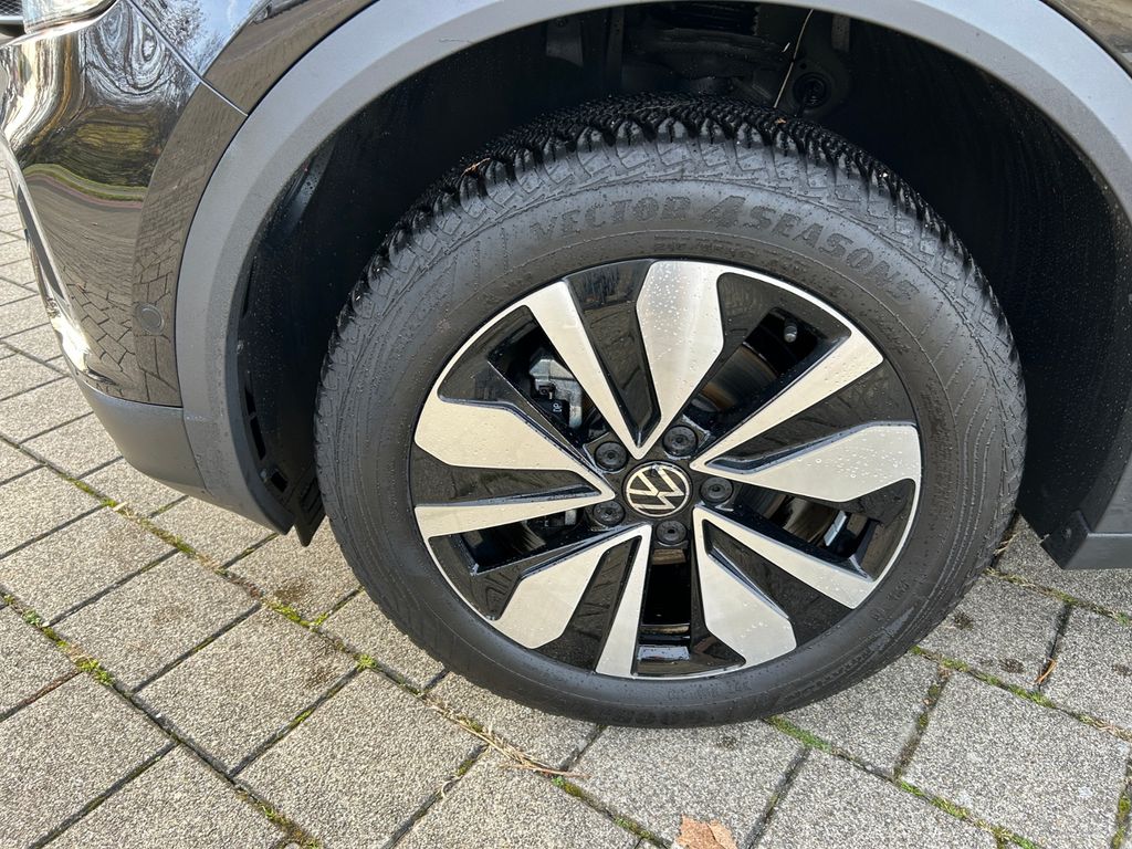 Volkswagen T-Roc 2024