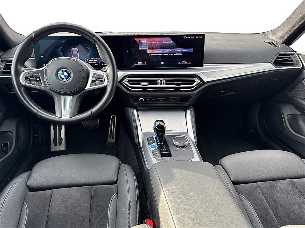 BMW i4 2023