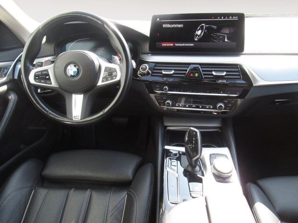 BMW 520 2023