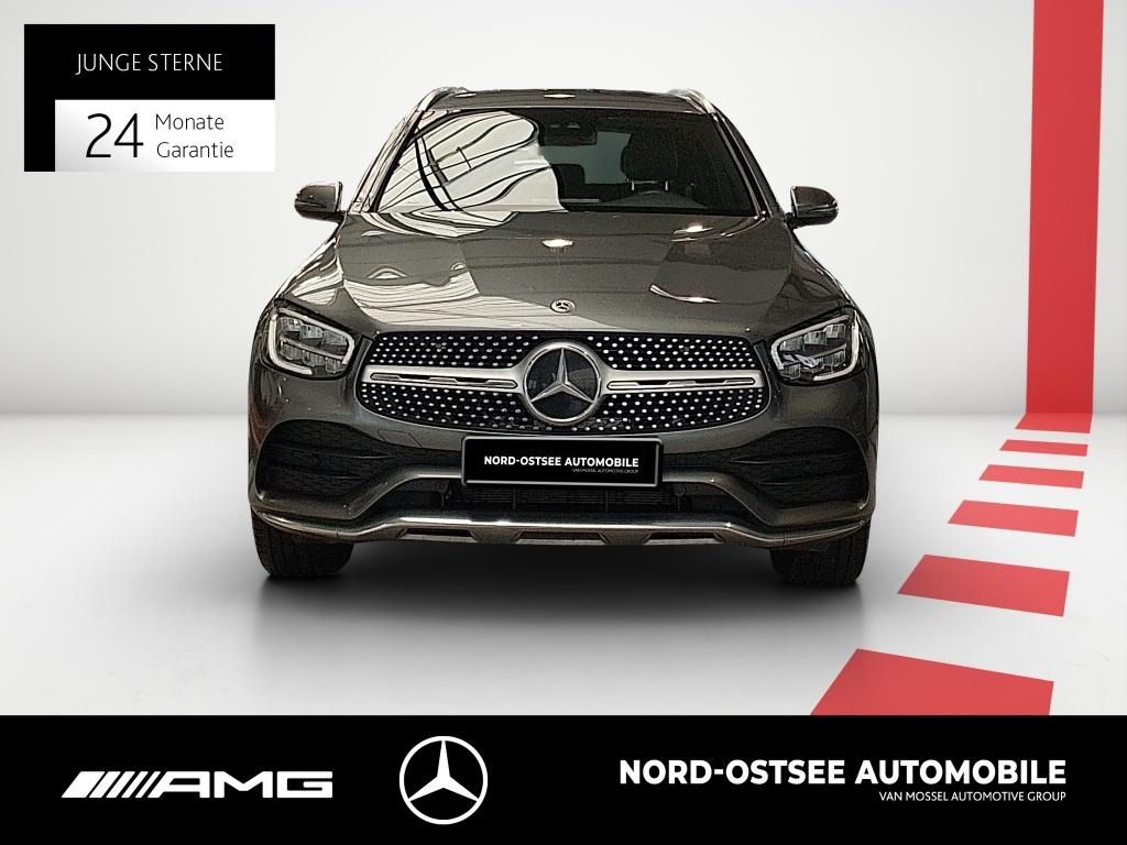 Mercedes-Benz GLC 300 2021