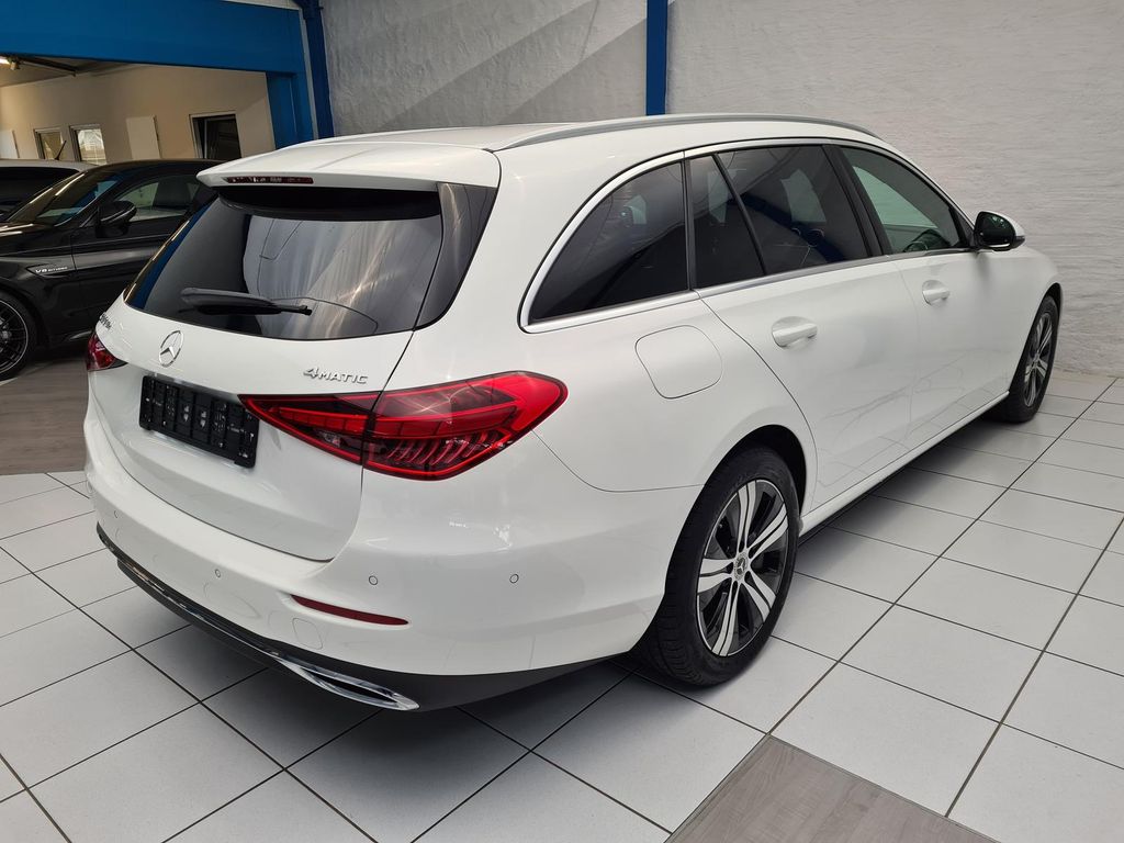 Mercedes-Benz C 300 2023