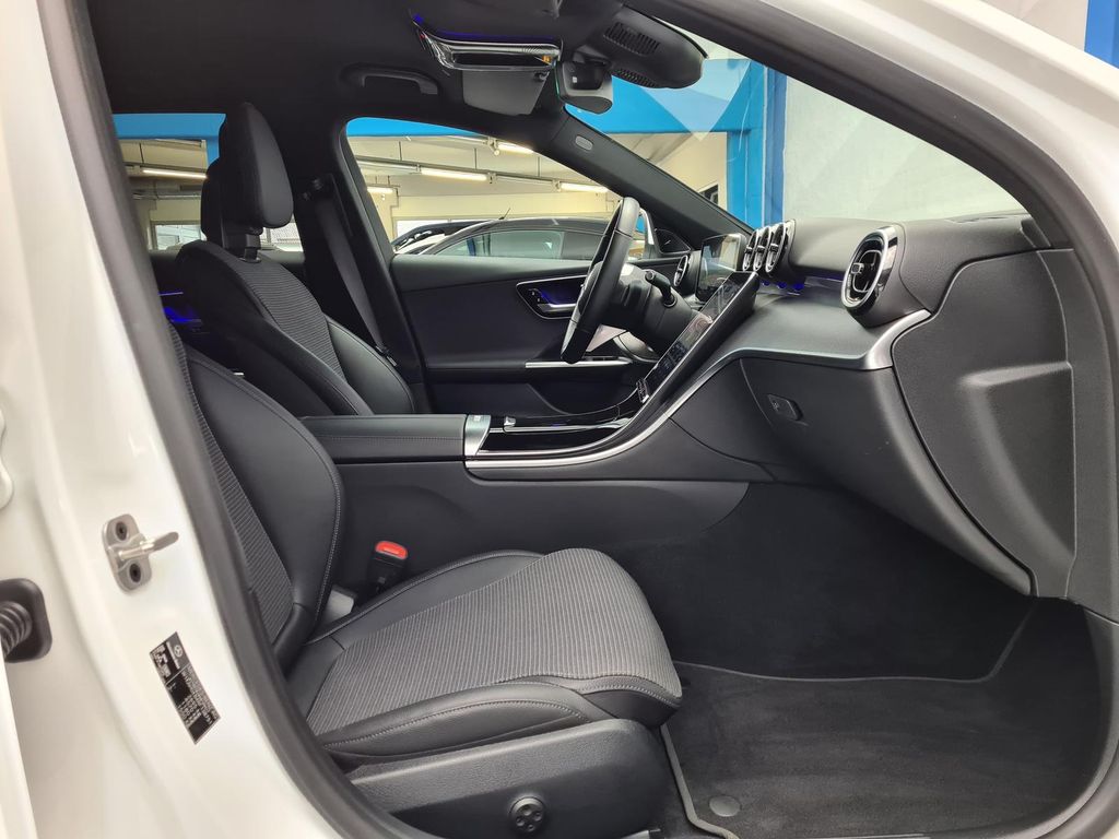 Mercedes-Benz C 300 2023