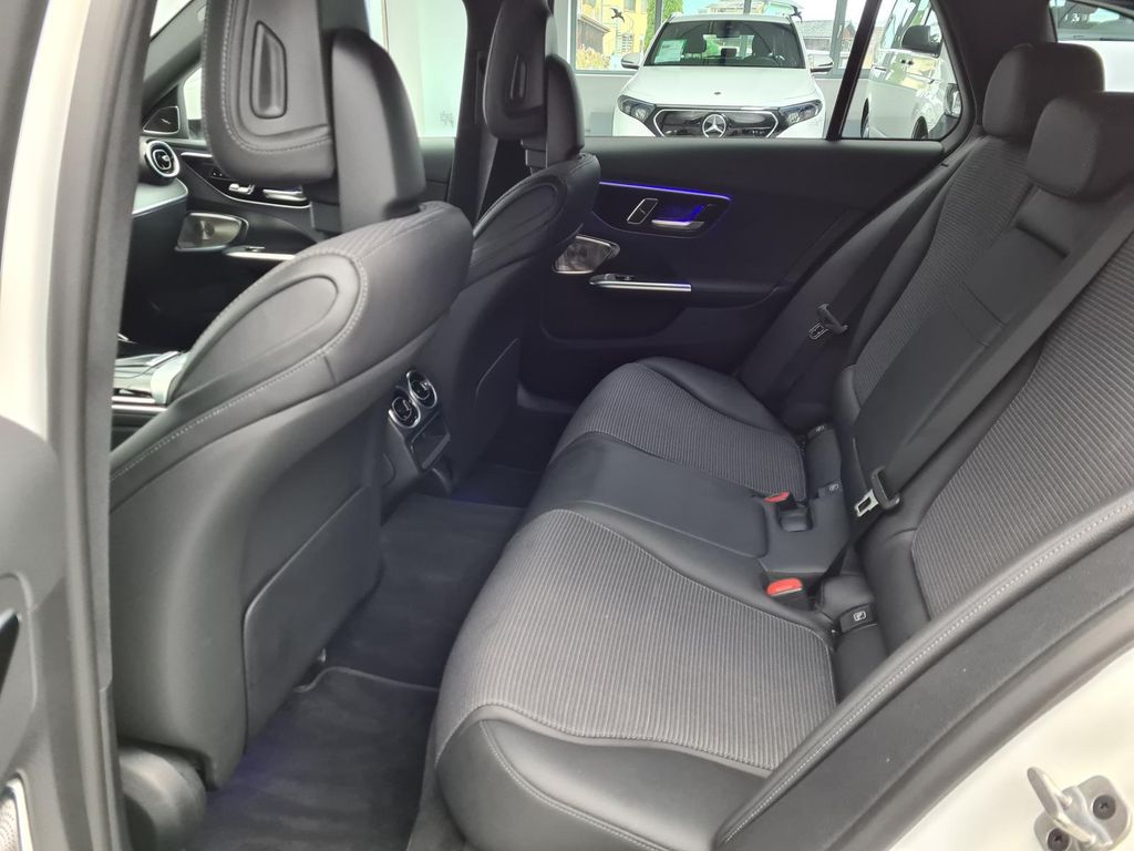 Mercedes-Benz C 300 2023