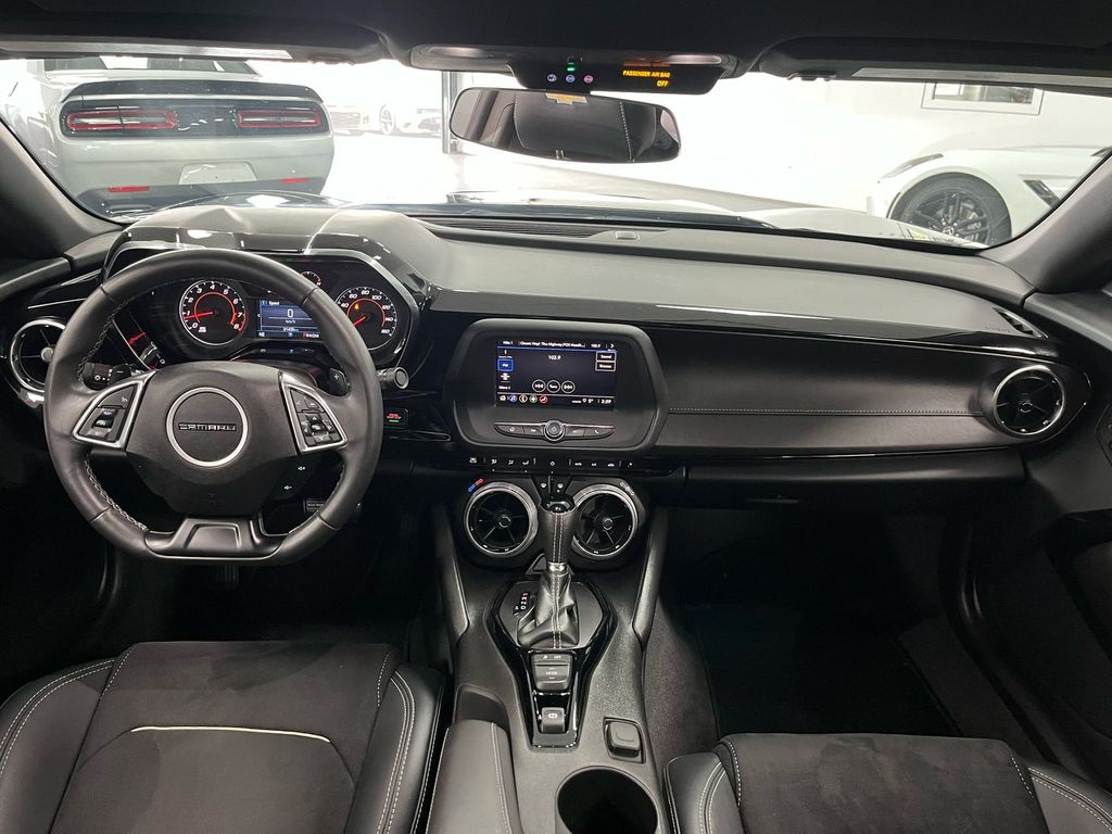 Chevrolet Camaro 2023