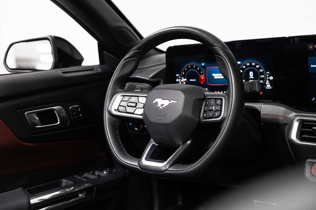 Ford Mustang 2024