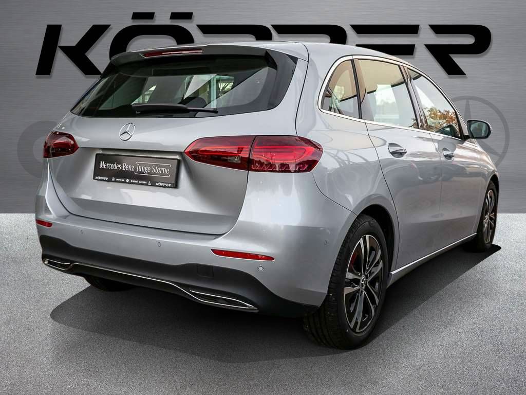 Mercedes-Benz B 180 2024