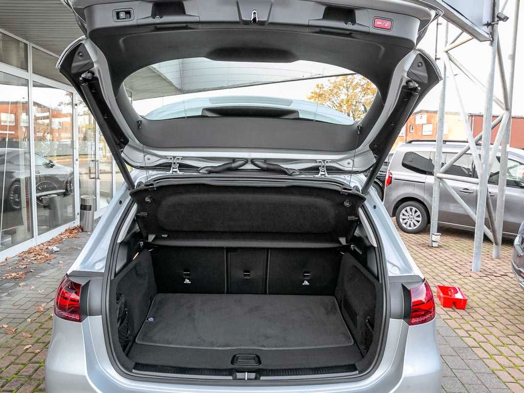 Mercedes-Benz B 180 2024