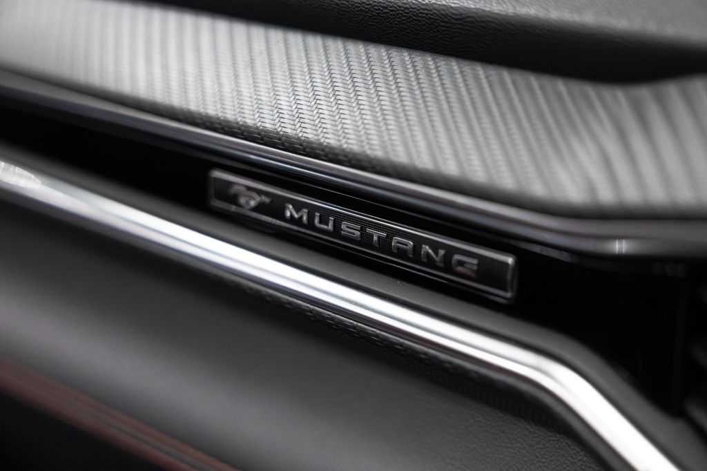 Ford Mustang 2024