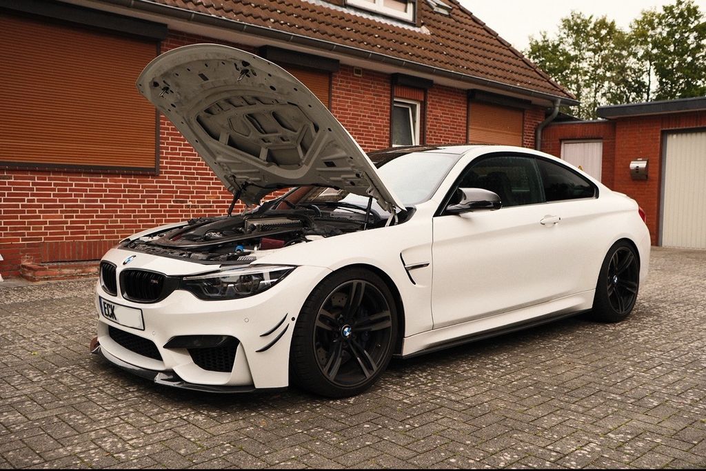 BMW M4 2017