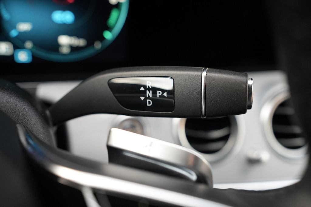 Mercedes-Benz E 300 2022