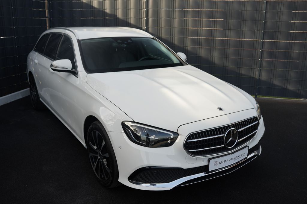 Mercedes-Benz E 300 2022