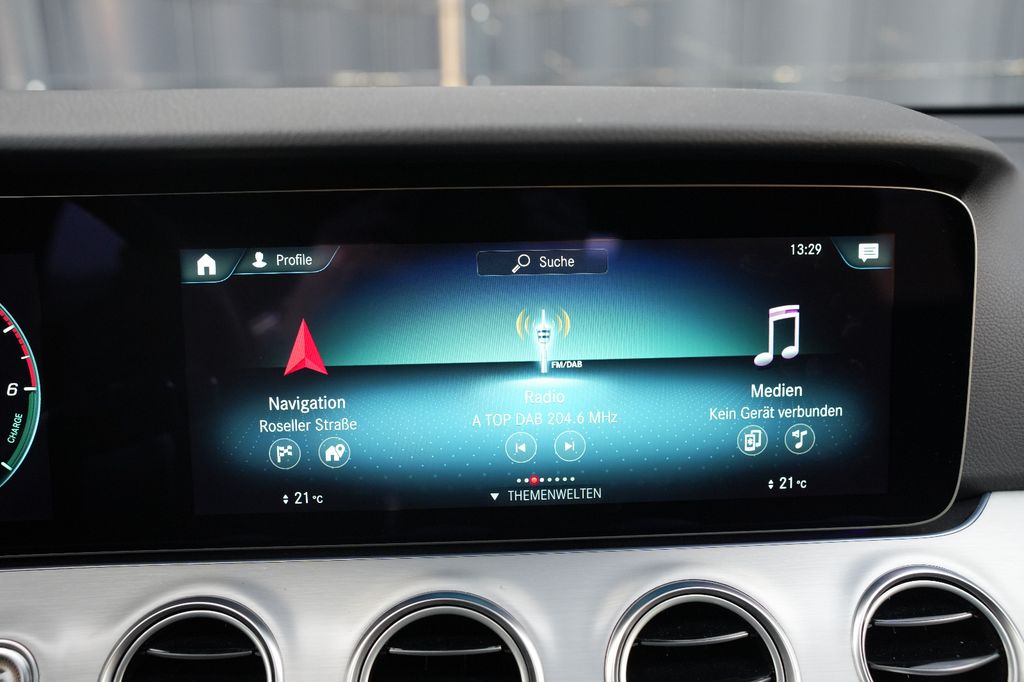 Mercedes-Benz E 300 2022