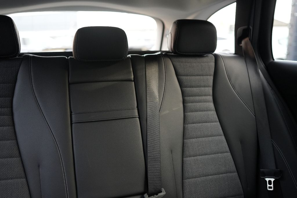 Mercedes-Benz E 300 2022