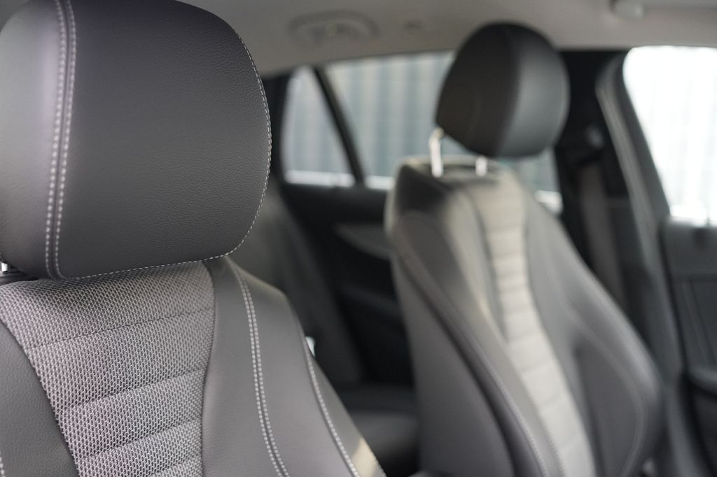 Mercedes-Benz E 300 2022