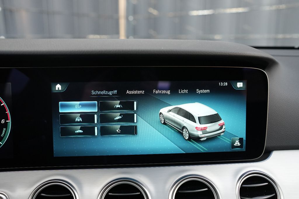 Mercedes-Benz E 300 2022