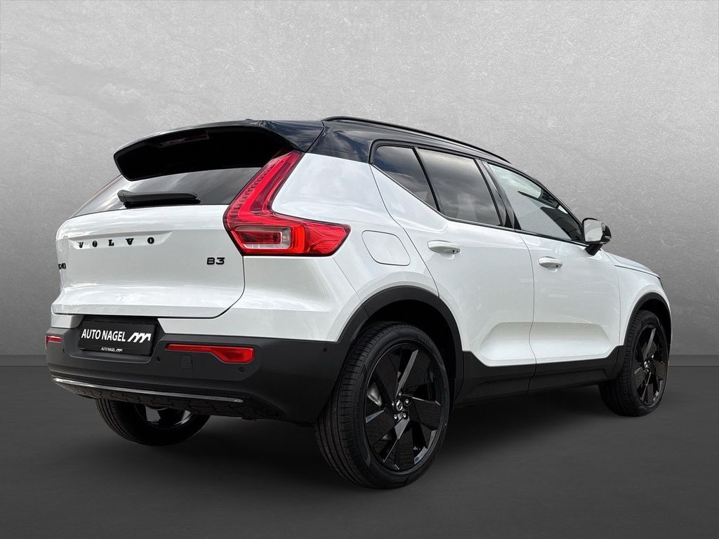 Volvo XC40 2025