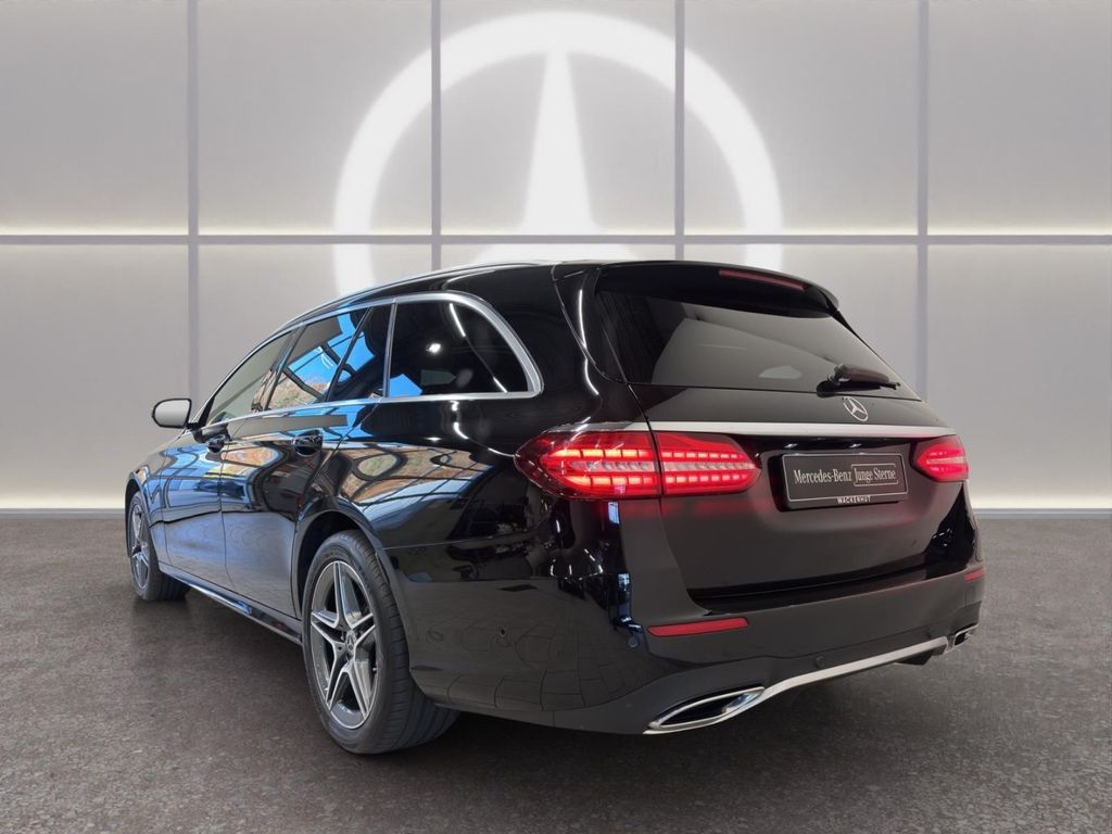 Mercedes-Benz E 300 2022