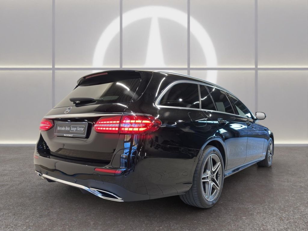 Mercedes-Benz E 300 2022